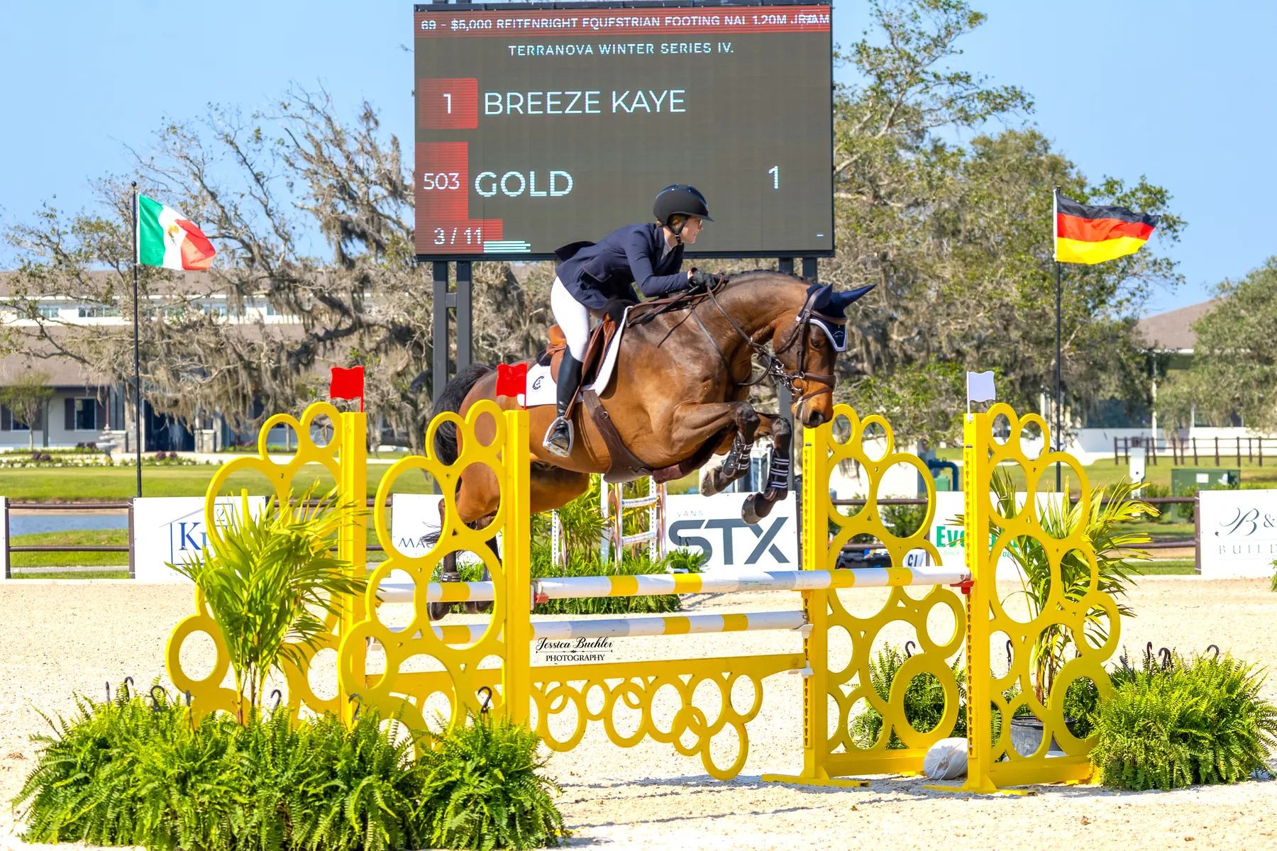Breeze Kay riding Gold Digger Z in the $5,000 Reitenright Equestrian Footing NAL 1.20m Junior/Amateur Jumper Classic