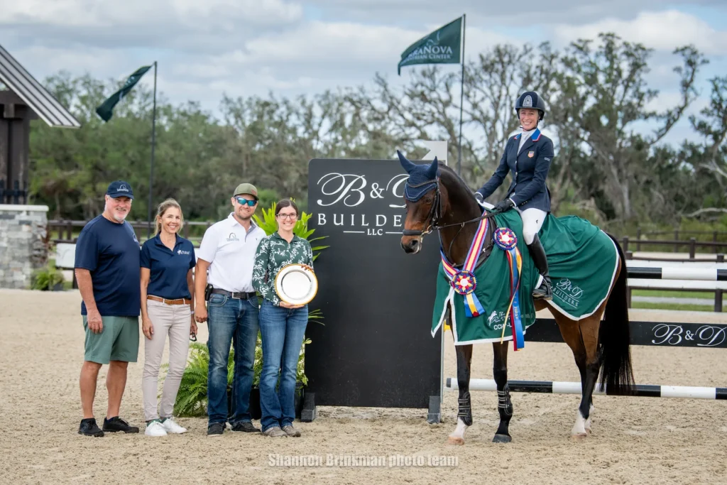 Cornelia Fletcher and Daytona Beach 8 with the TerraNova team after winning the B&D Builders CCI4*-L