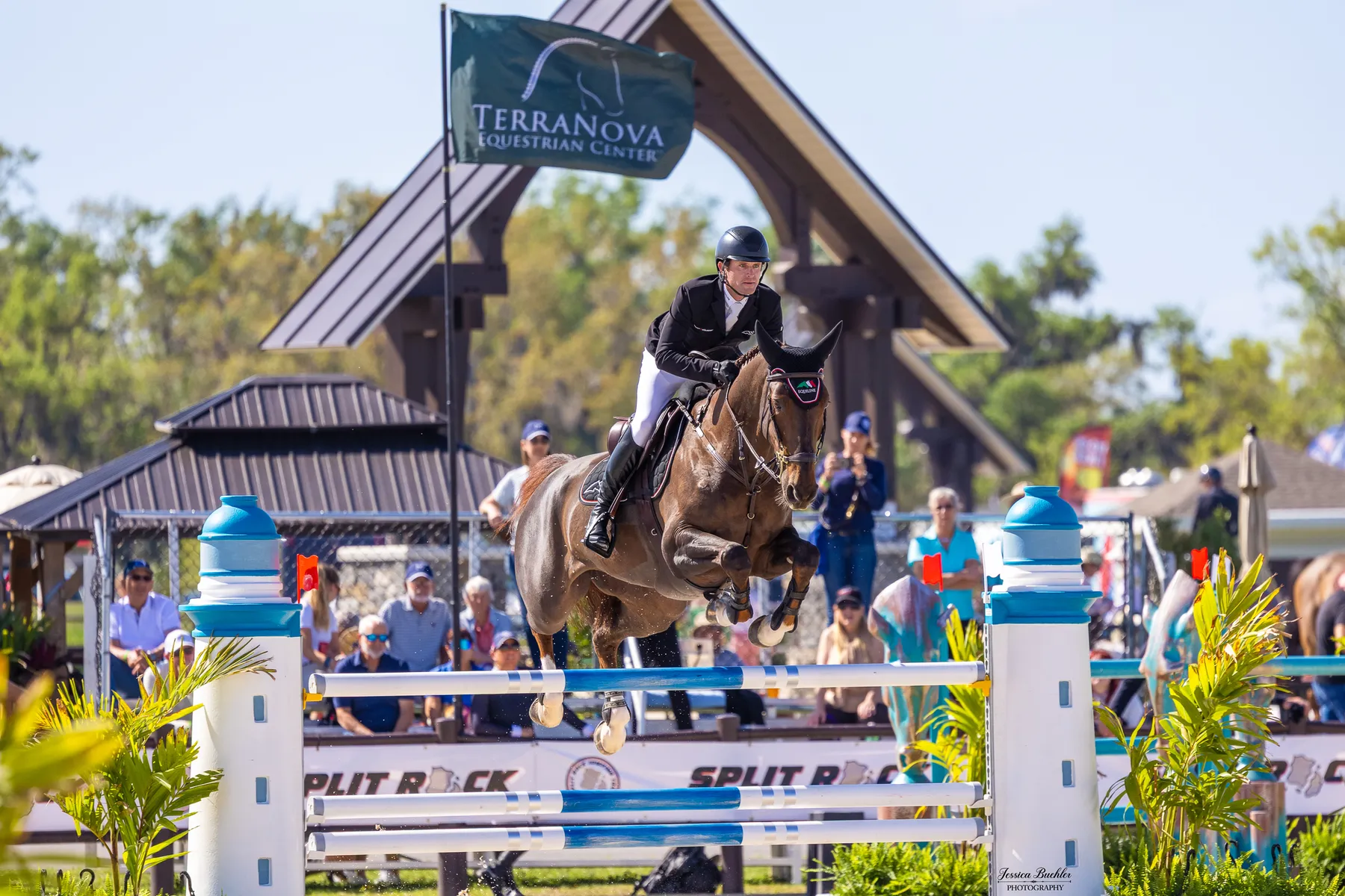 Darragh Kenny riding Lightning to third place in the Split Rock Jumping Tour $100,000 FEI Grand Prix
