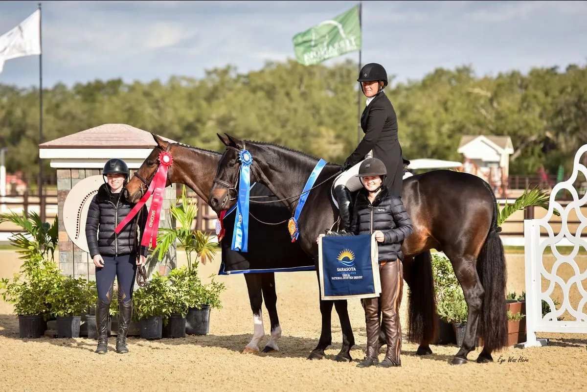 Jennifer Alfano aboard Pendleton next to Southside of Heaven at the USHJA National Hunter Derby at TerraNova