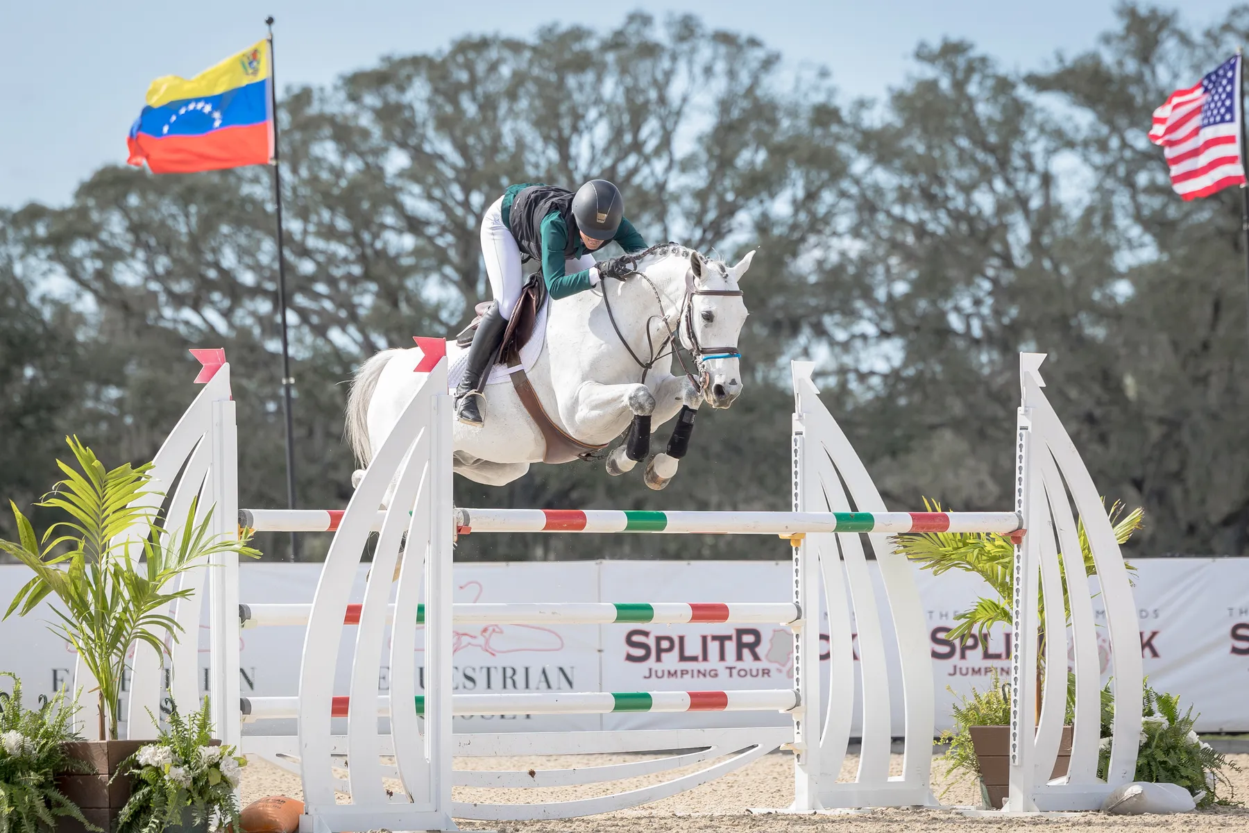 Kelli Cruciotti Vanderveen riding Far West De Hus in the $100,000 Dutta Corporation 1.35m Championship at the Split Rock Jumping Tour