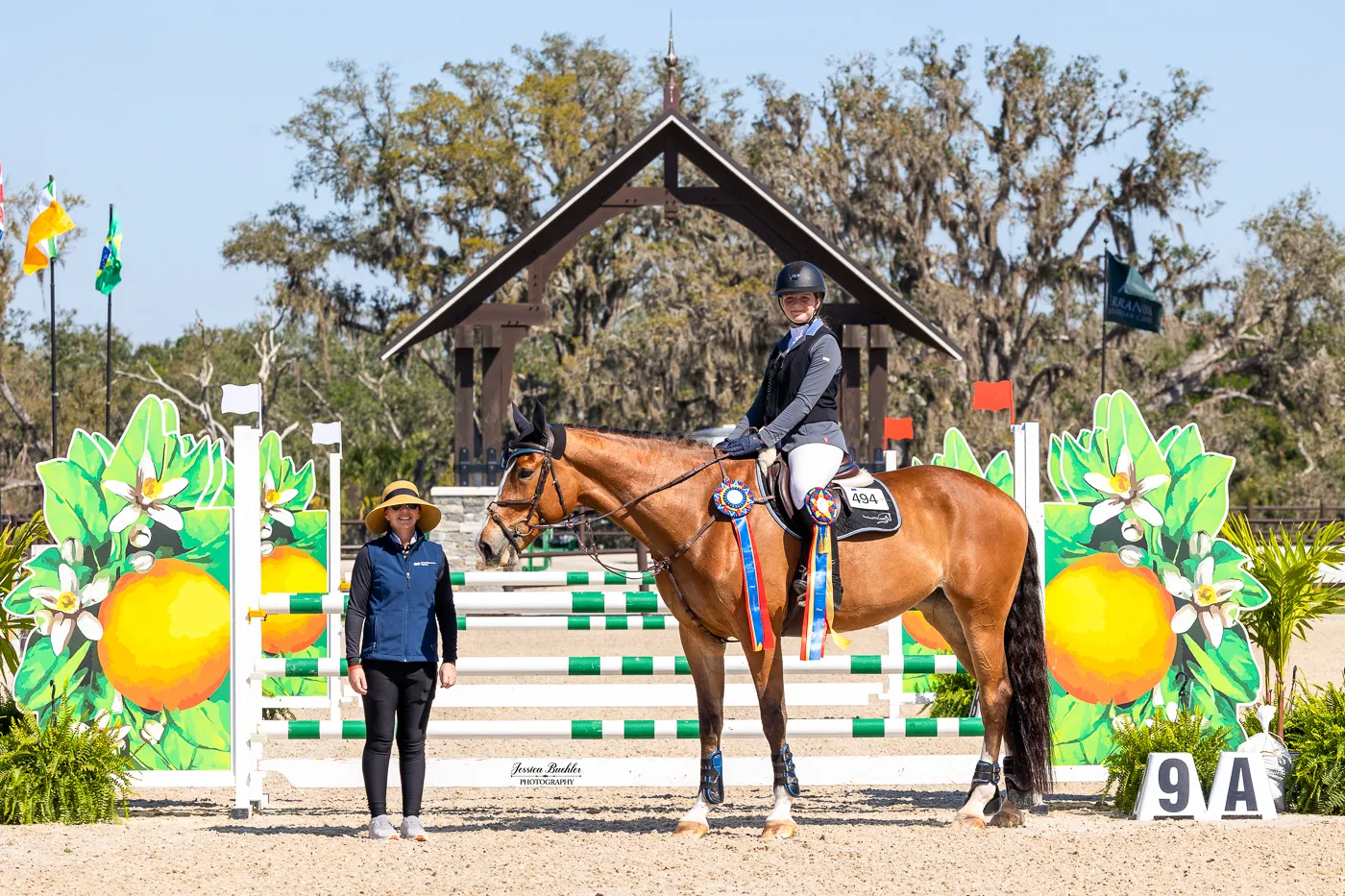Paisley Cramer riding Iris E.S. in the $3,500 Marsh & McLennan Agency NAL/WIHS 1.10m Junior/Amateur Jumper Classic